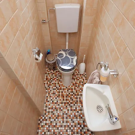 Mountain Biker S Farmstay, Cleaning Included *