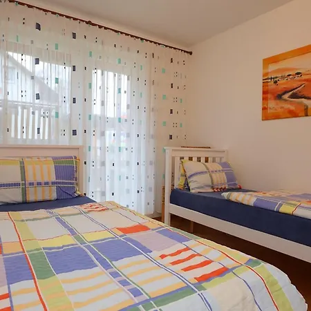 Mountain Biker S Farmstay, Cleaning Included 아파트